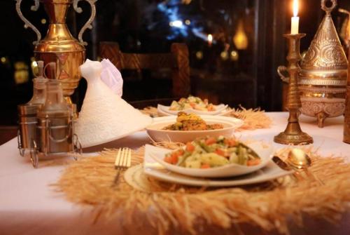 Merzouga Hamza Luxury Camp in Merdane