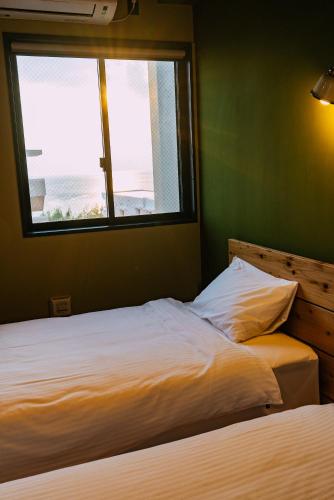 The Shore Inn 2