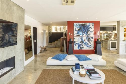Carmim Villa by Cadenzalux in อัลกาบิเดเช
