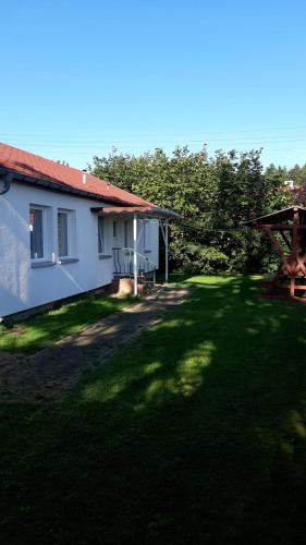 Bungalow 1 - 4-Raum-Wohnung mit Küche und 2 WC Duschen in Ohrdruf-Crawinkel (Bungalow 1 - 4-Raum-Wohnung mit Kuche und 2 WC Duschen in Ohrdruf-Crawinkel) in كراوينكل