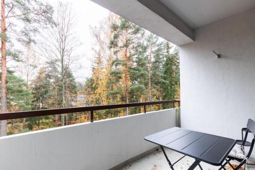 Balcony/terrace, Family apartment with balcony and separate kitchen in Myllypuro