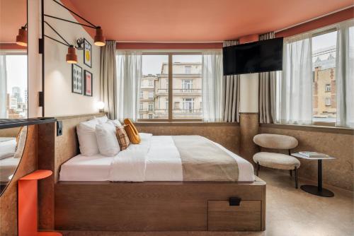 room detail thumbnail 0