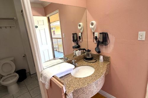 Travel Inn - image 12