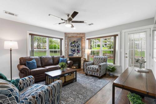 Brookside Duo - Peaceful Views, Branson