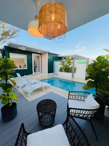 Balkon/teras, Romantic private heated pool Aguadilla - Veranera 2 in Aguadilla