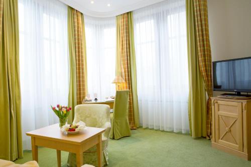 Central-Hotel Kaiserhof - main image