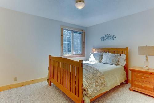3 Mt. Baker-AC-Hot Tub-4BR/3BA - image 6