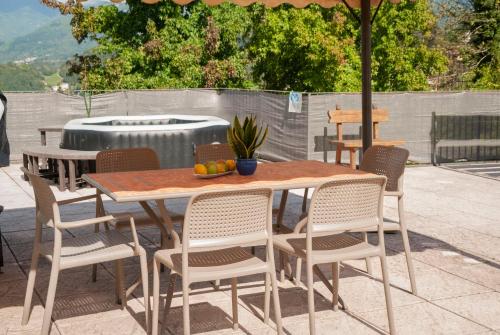 Il Nido - Private villa with pool and jacuzzi in Кастельнуово ді Garfagnana