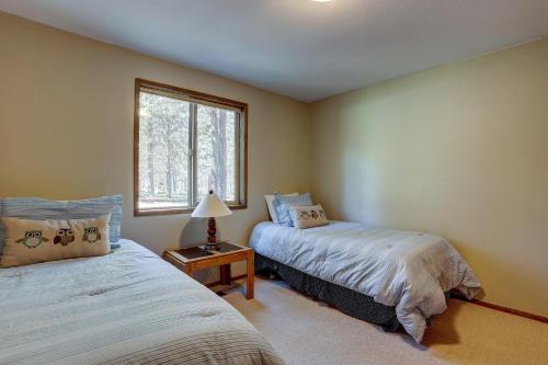 11 Camas-Hot Tub-4BR/2BA - image 11