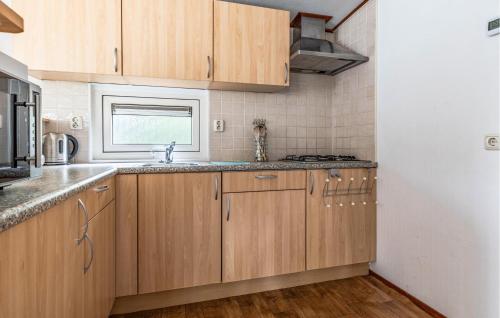 Kitchen, Beautiful Home In Erm With Wifi in Erm