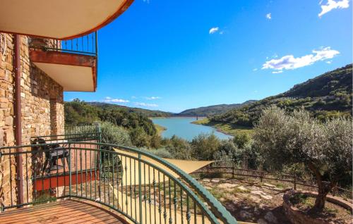 Skats, Awesome Home In Cicerale in Cicerale