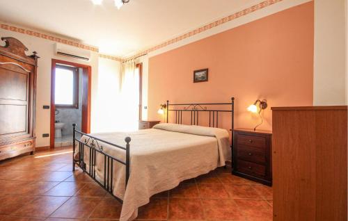 Awesome Home In Cicerale in Cicerale
