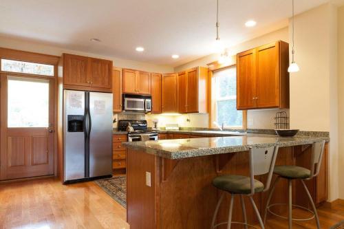 Columbia W-Rvr Vw-AC-3BR/2.5B - image 14