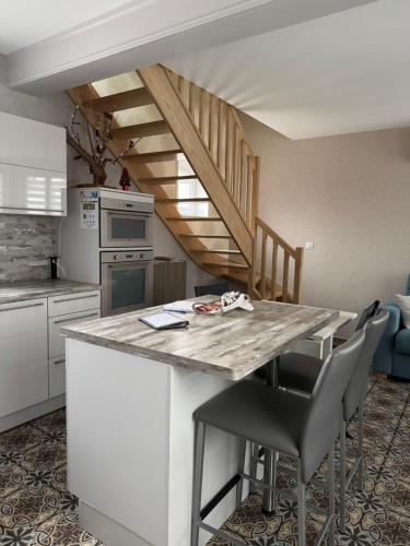 . Gîte Cosy Avec piscine Chauffée 6 personnes