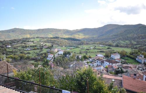 Skats, 4 Bedroom Cozy Home In Montenero Val Cocchiar in Alfedena