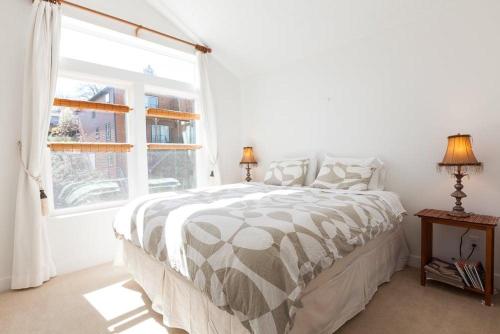 Venturi-River/Mt Vw-2BR/2.5BA - image 8
