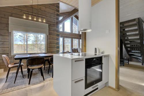 Kitchen, Villa Sol Del Luosto in Sodankyla