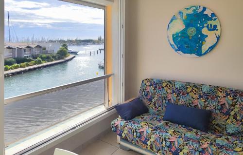 Cozy Apartment In Agde With House Sea View