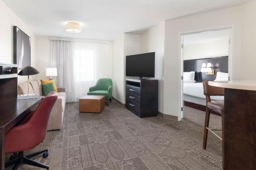 Staybridge Suites Chandler an IHG Hotel - image 11