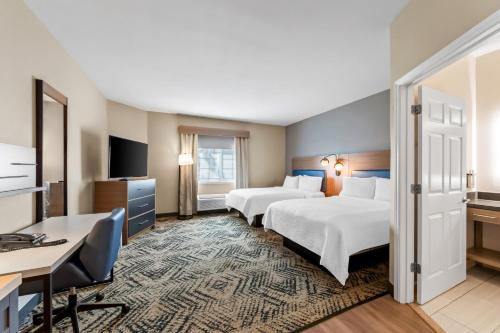 Candlewood Victoria an IHG Hotel - image 21