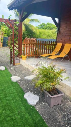 Maison confortable à Petit-Canal avec jardin 52 m² - image 3