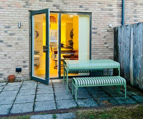 Autumn House Cambridge free parking in Trumpington