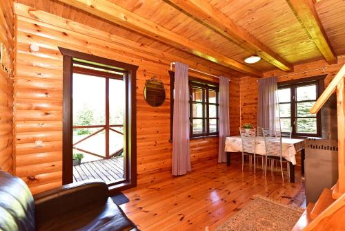 LAKE VIEW Resort - Sodyba in Sužionys
