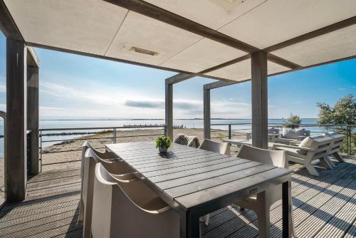  Villa Super VIP | 4 pers. (Villa 14) Wasservilla am Grevelingenmeer in Ouddorp