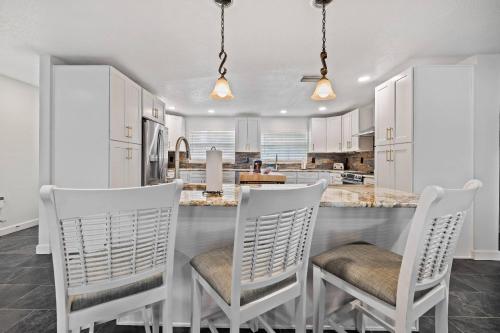 Luxury Waterfront Oasis in Port Richey (FL)