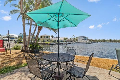 Luxury Waterfront Oasis in Port Richey (FL)