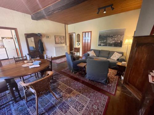 Au Pied du Chateau in Brantome