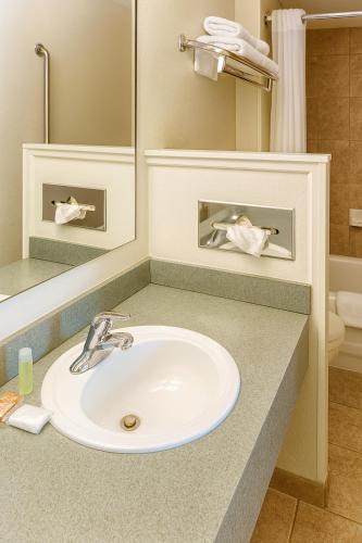MHO Hotel Dover - image 6