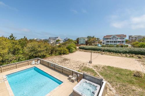 Summer Winds - Corolla Whalehead 300 Yds to Beach Elevator Pool Hot Tub Pets OK - image 2