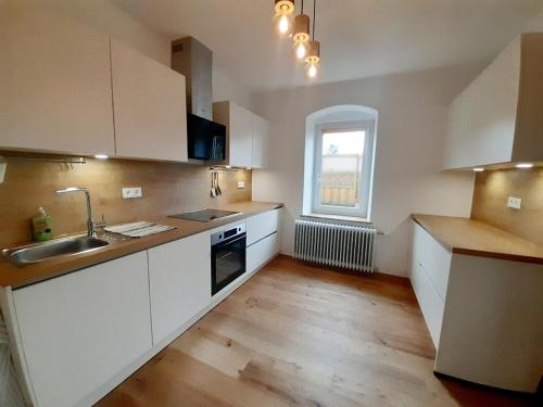 Helle Altbauwohnung in Riedau