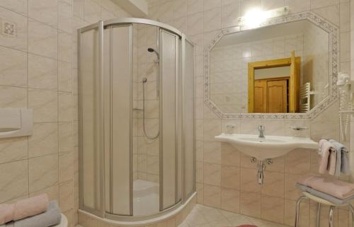 Double or Twin Room with View