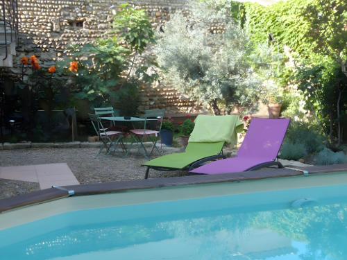 Porte Saint-Louis - Les Costières - Location saisonnière - Vauvert