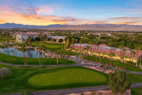 Palm Springs Villa Sunset Oasis Waterfront Golf Course Mountain Views EV Charger Private Pool Spa