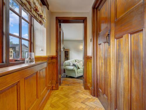 Iekārtas, Historic 4 Bedroom Home in Dunham Massey - Pass the Keys in Little Bollington