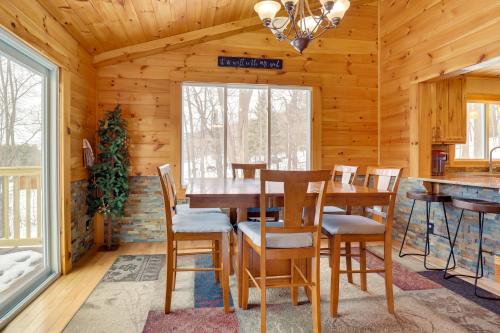 5 Mi to Slopes! Group Ski House w/ Game Room in Honeoja (NY)