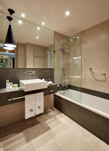 Hotel Barcelona Catedral 4 Sup, Барселона (фото 6)