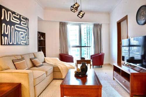 Stylish 1b Escapes in Saba Tower w City View