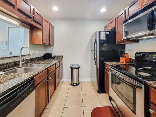 Konyha, Cozy 2 bedroom, 2 bathroom condo located at Harbor Landing! in Ocean Springs (Mississippi)