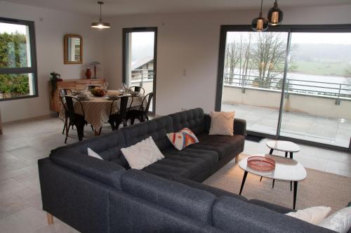 Duplex 6 personnes, vue panoramique sur lac in Malbuisson