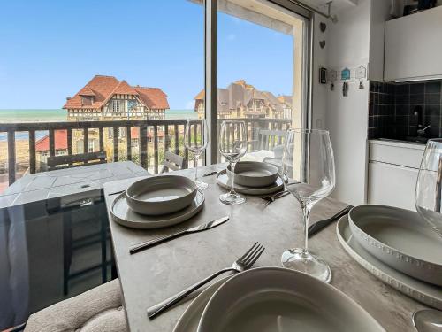 Manon's Studio Vue Mer, Grand Balcon et Parking in 維萊敘爾梅爾