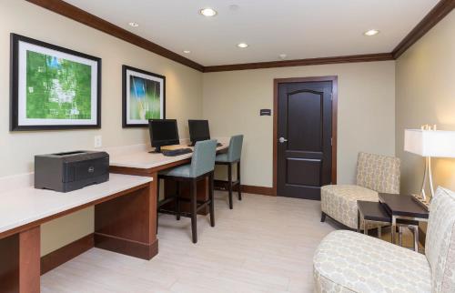 Staybridge Suites Canton, an IHG Hotel in North Canton, USA