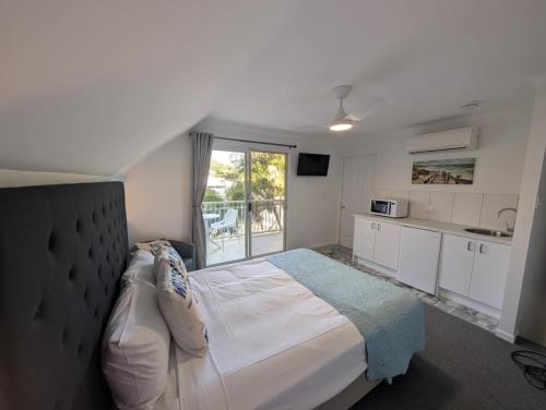 Rainbow Getaway Holiday Apartments