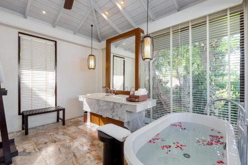 Bathroom, Centara Villas Samui near Laem Sor Pagoda