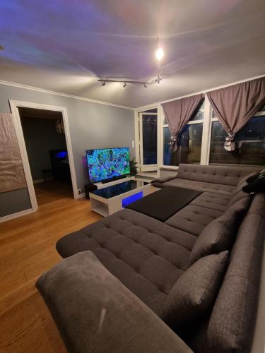 صالة مشتركة/ منطقة التلفزيون, Beautiful 2-bedroom apartment in Laksevåg