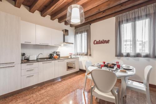 Ca' del Monastero 6 Collection Chic Apartment for 4 Guests with Lift, Benátky (fotografie 2)