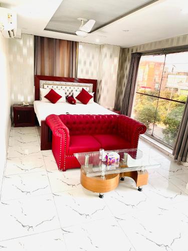 Hotel Golden Tree - image 3